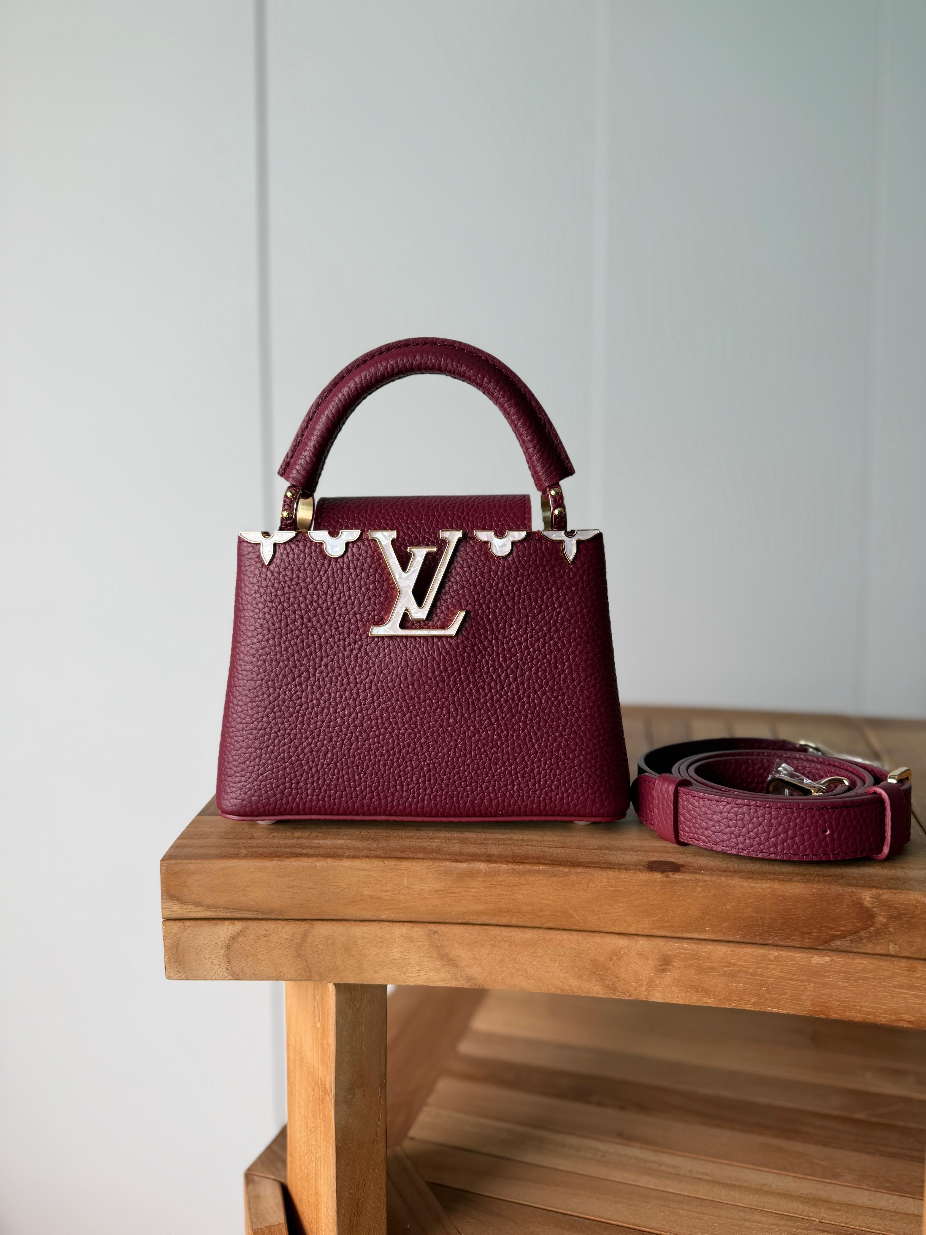 Designer Style Handbag – High Qualityحقيبة نسائية عصرية بتفاصيل فخمة