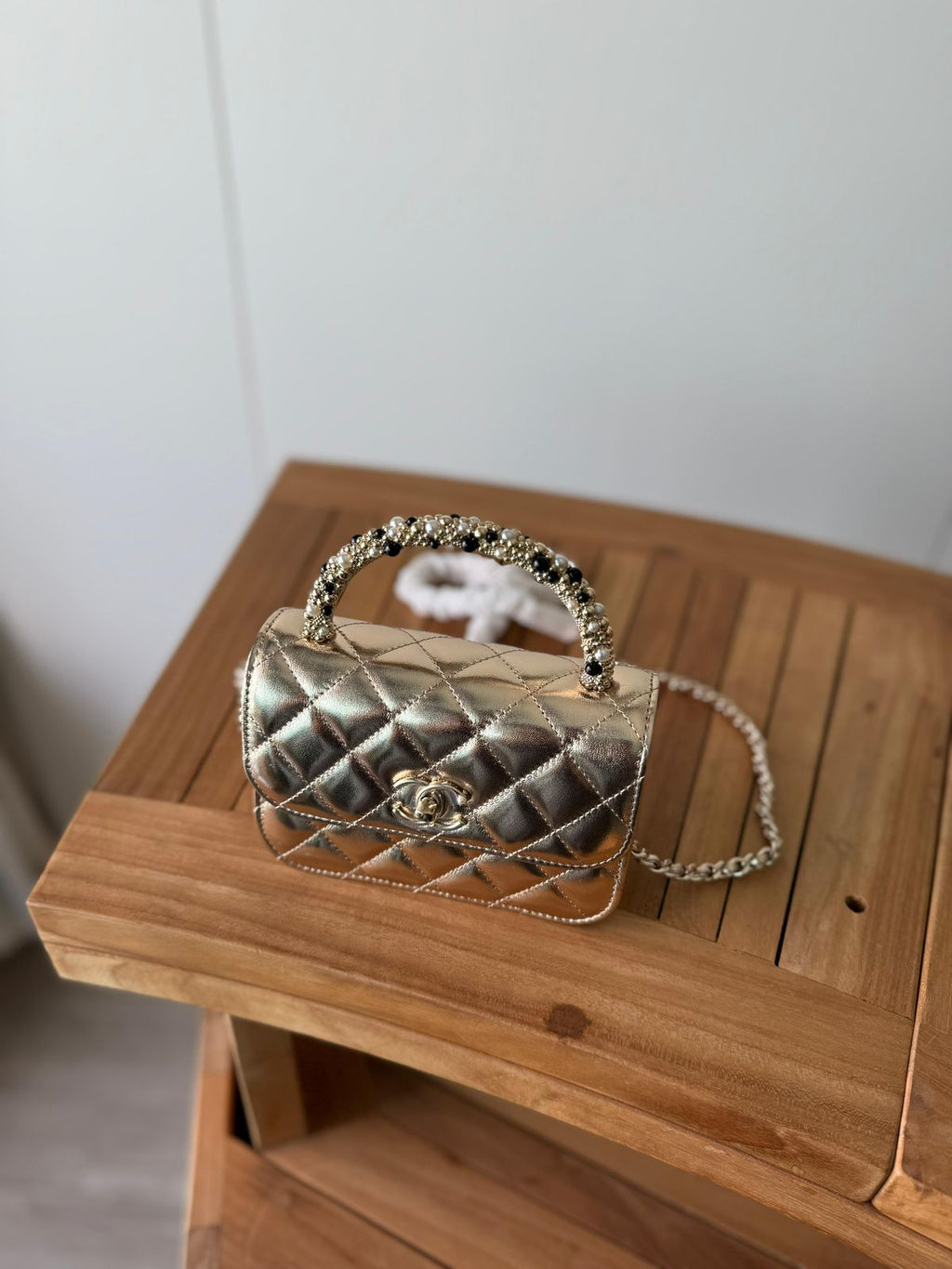 Elegant White Mini Bag – Luxury Soft Design | PriveRoyal