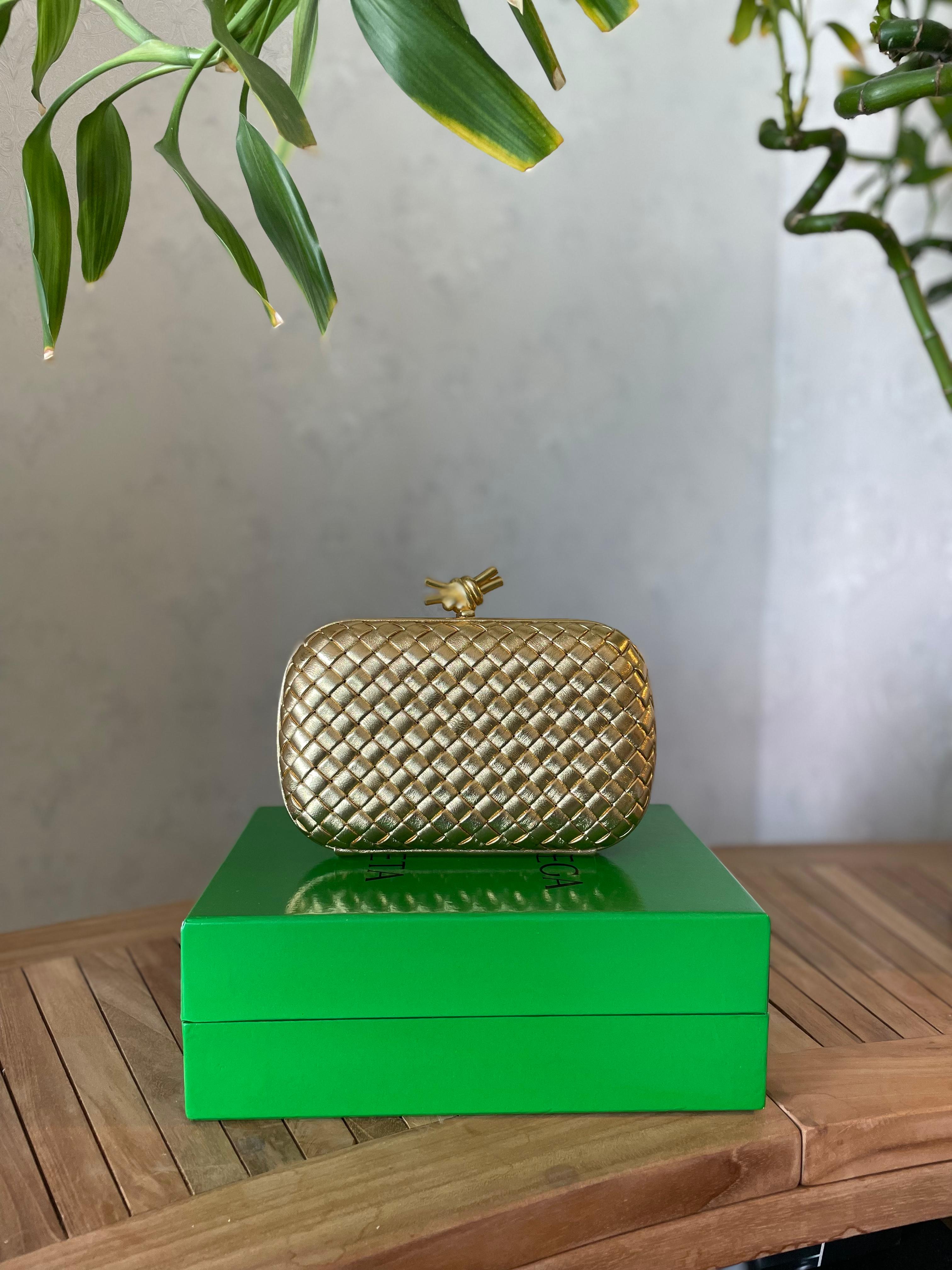 Luxury Elegant Mini Handbag for Women – Premium Quality | PriveRoyal