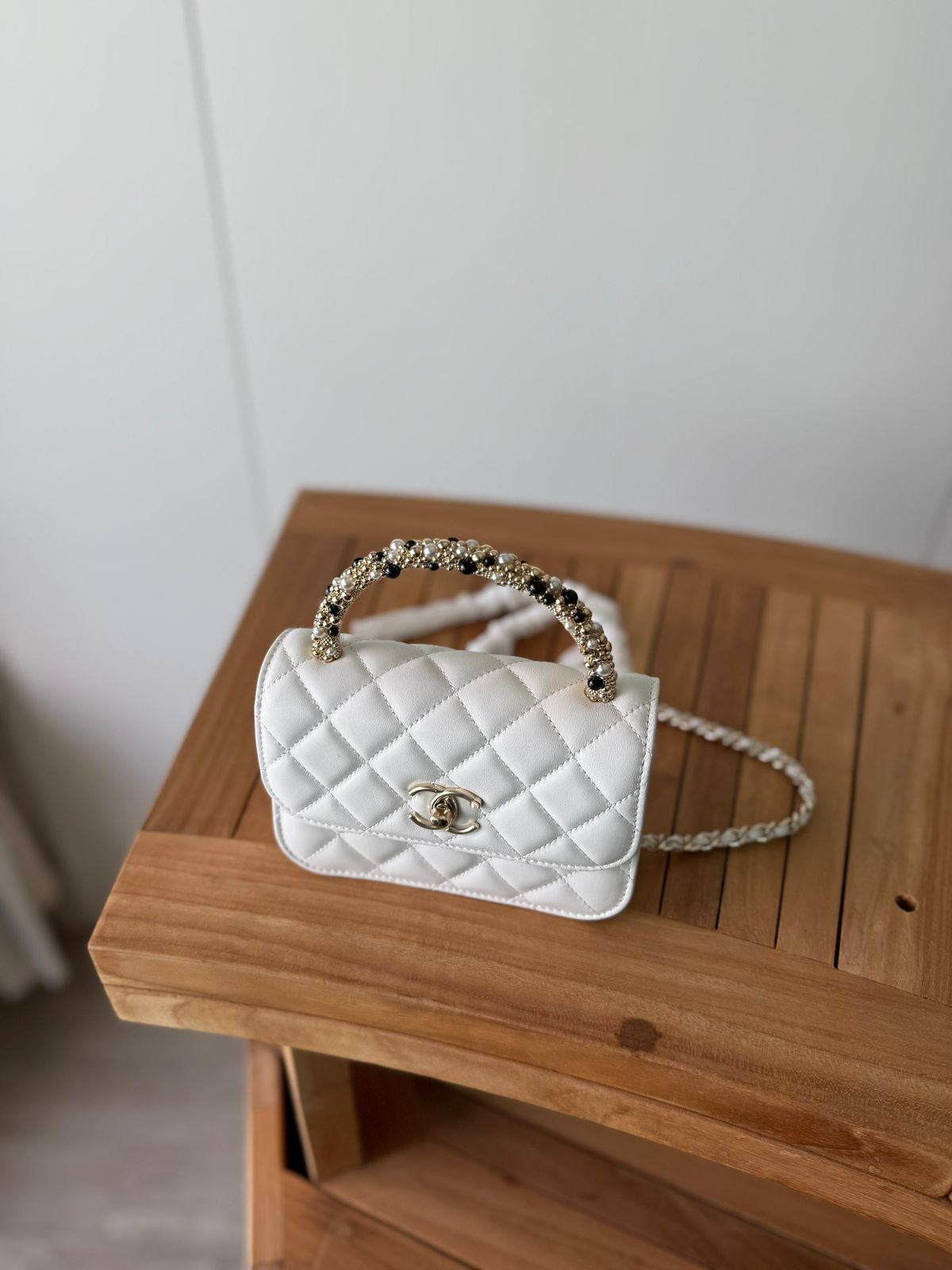 Elegant White Mini Bag – Luxury Soft Design | PriveRoyal