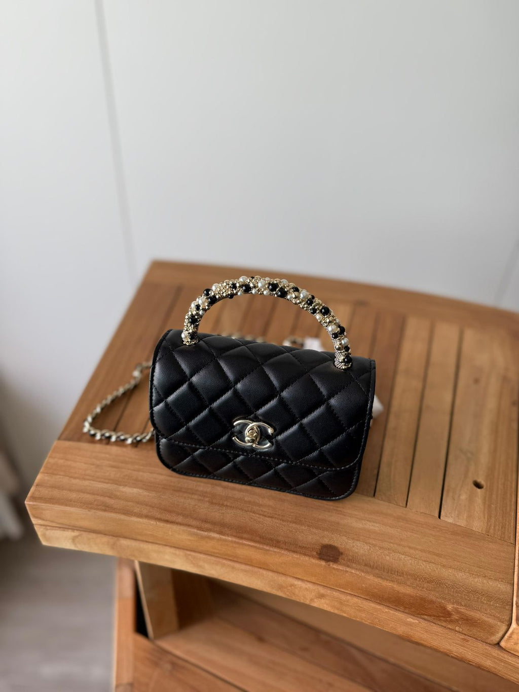 Elegant White Mini Bag – Luxury Soft Design | PriveRoyal