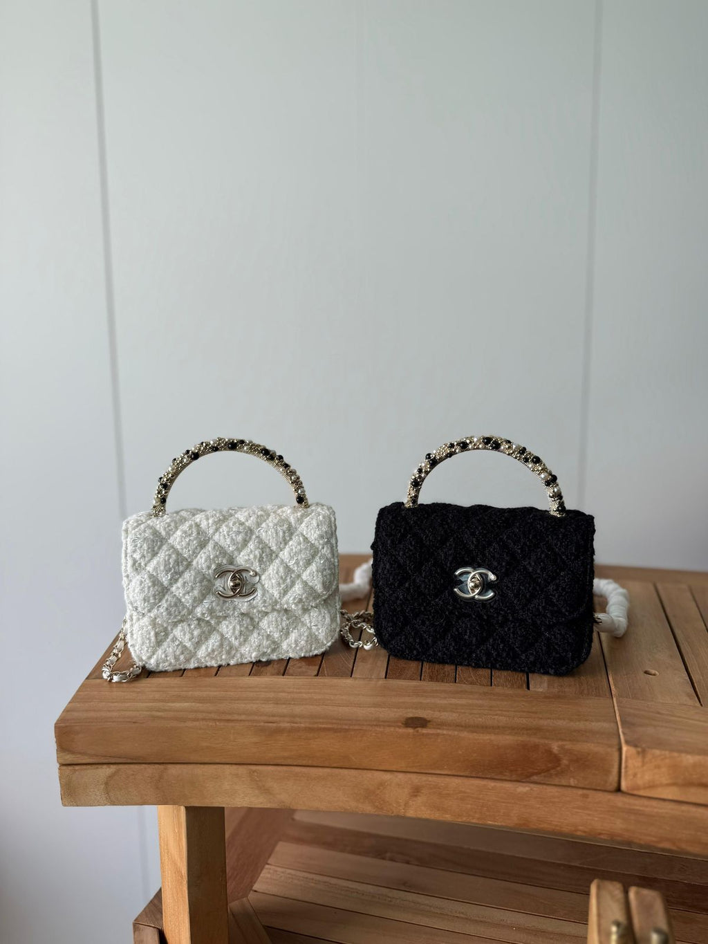 Elegant White Mini Bag – Luxury Soft Design | PriveRoyal