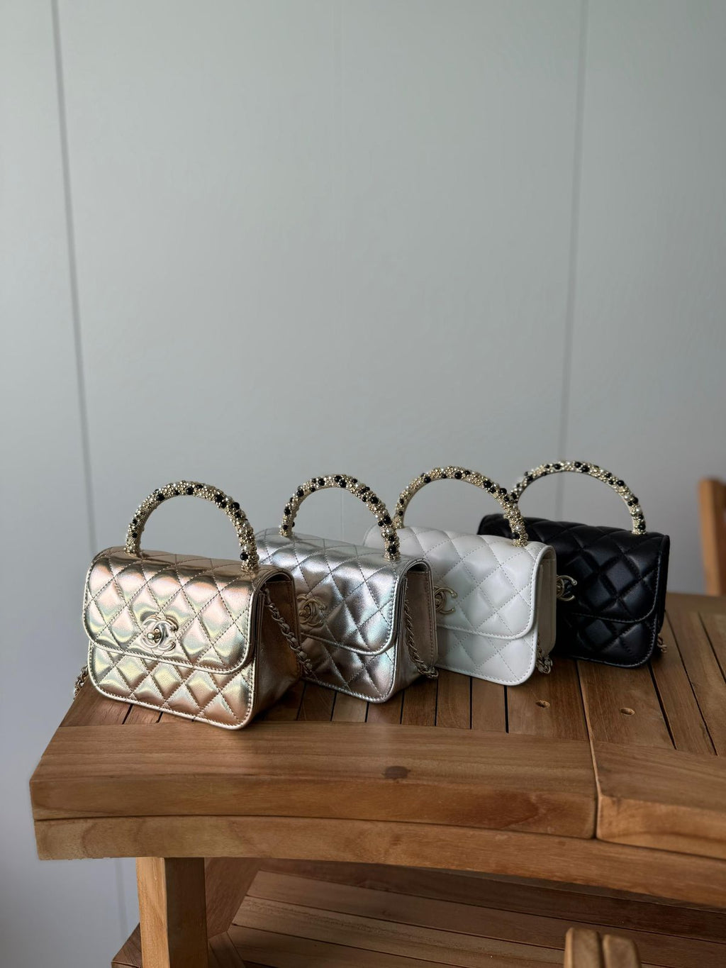 Elegant White Mini Bag – Luxury Soft Design | PriveRoyal