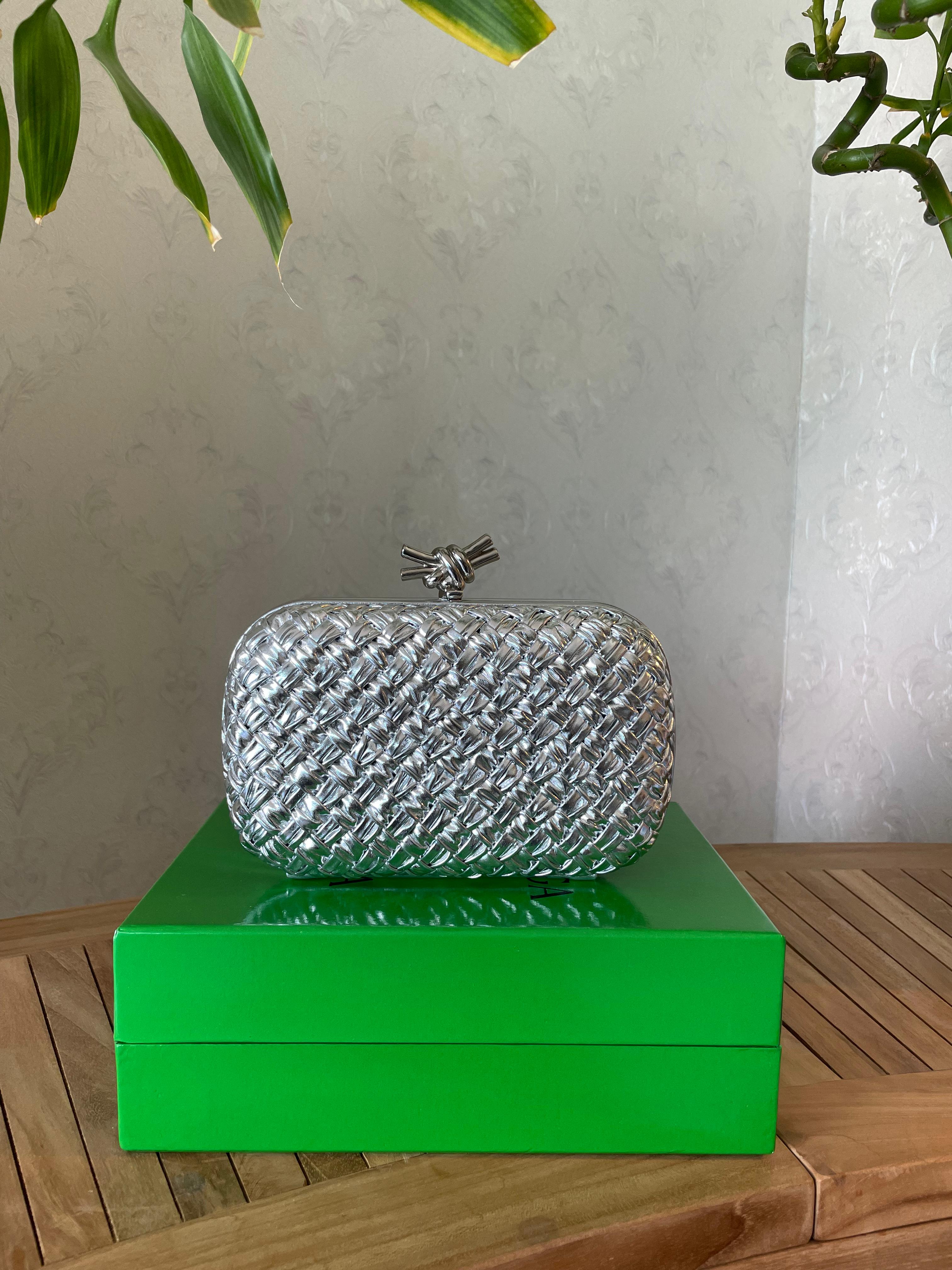 Luxury Elegant Mini Handbag for Women – Premium Quality | PriveRoyal