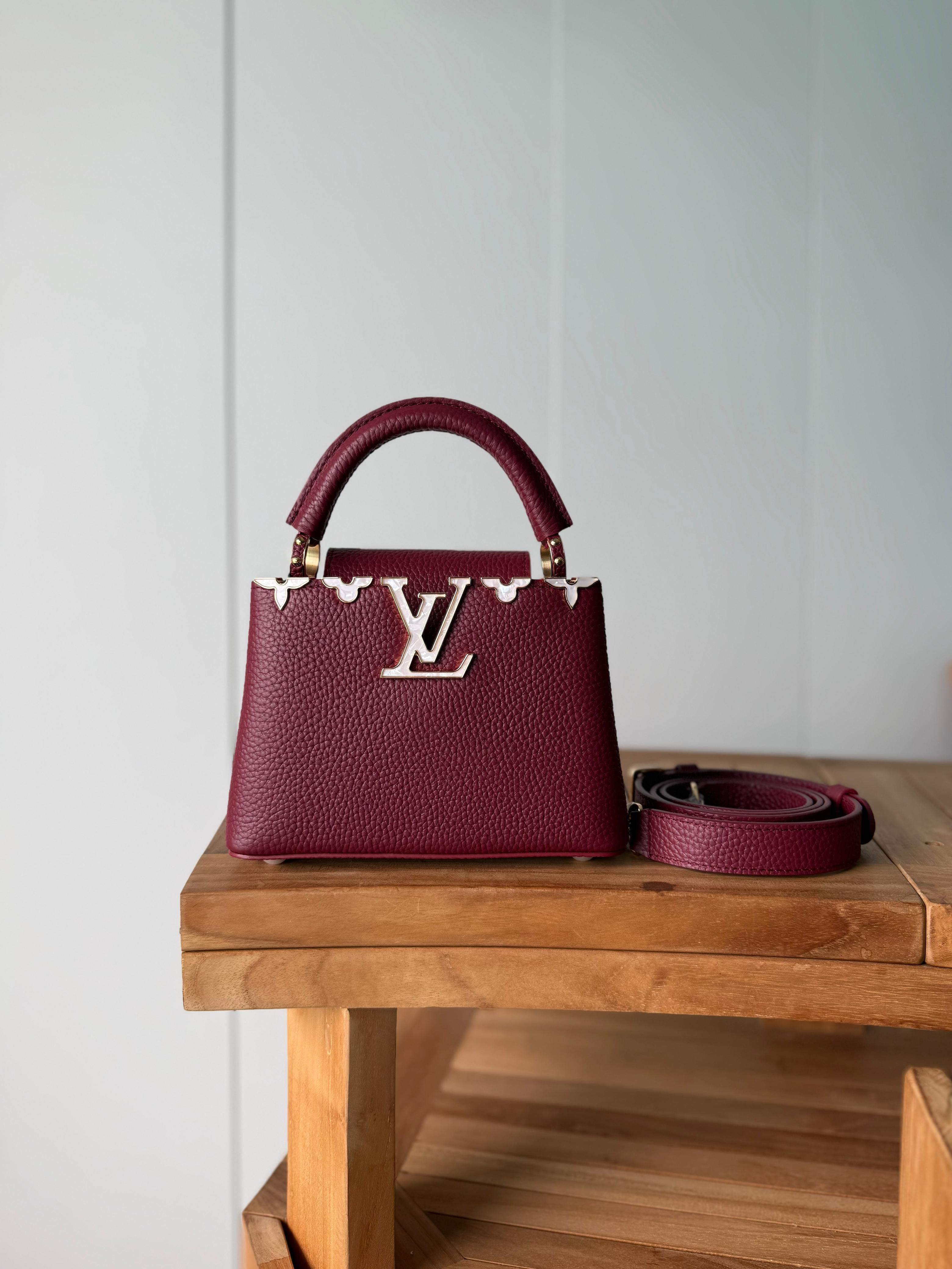 Designer Style Handbag – High Qualityحقيبة نسائية عصرية بتفاصيل فخمة