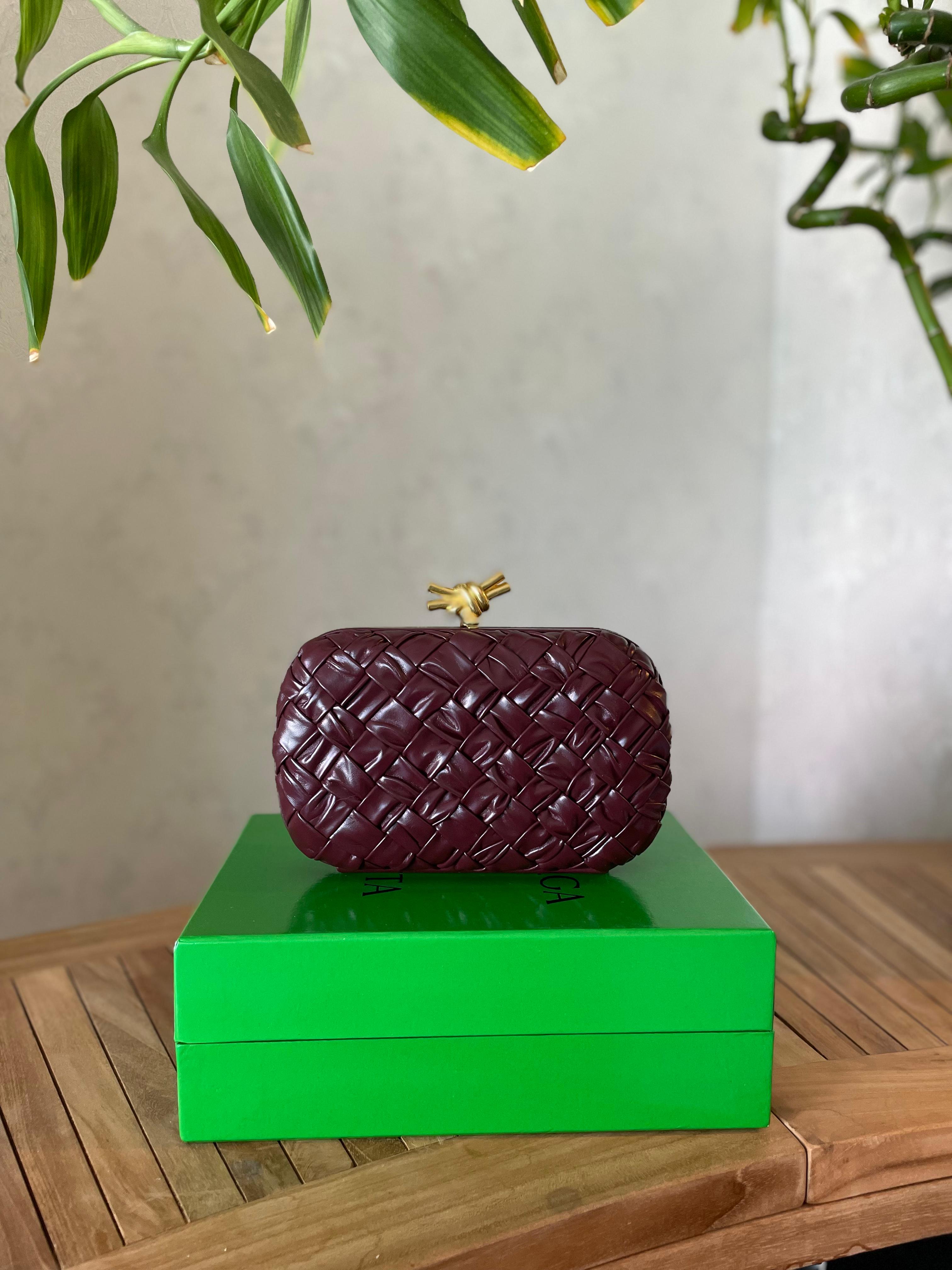 Luxury Elegant Mini Handbag for Women – Premium Quality | PriveRoyal